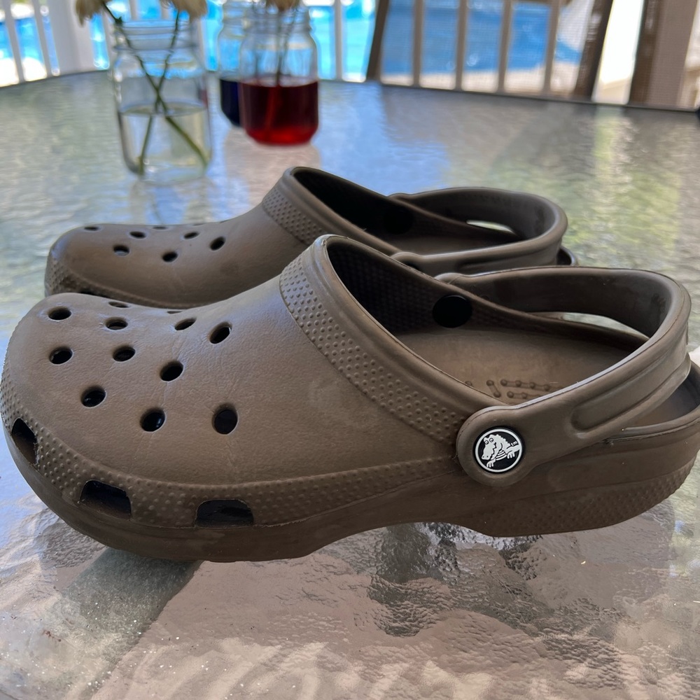 Crocs, brown, W9/M7